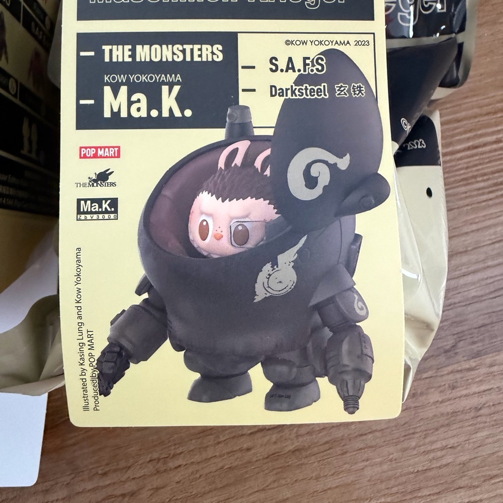Darksteel - POP MART The Monsters Kow
Yokoyama Ma.k. Series Figure - Picture 2 of 3